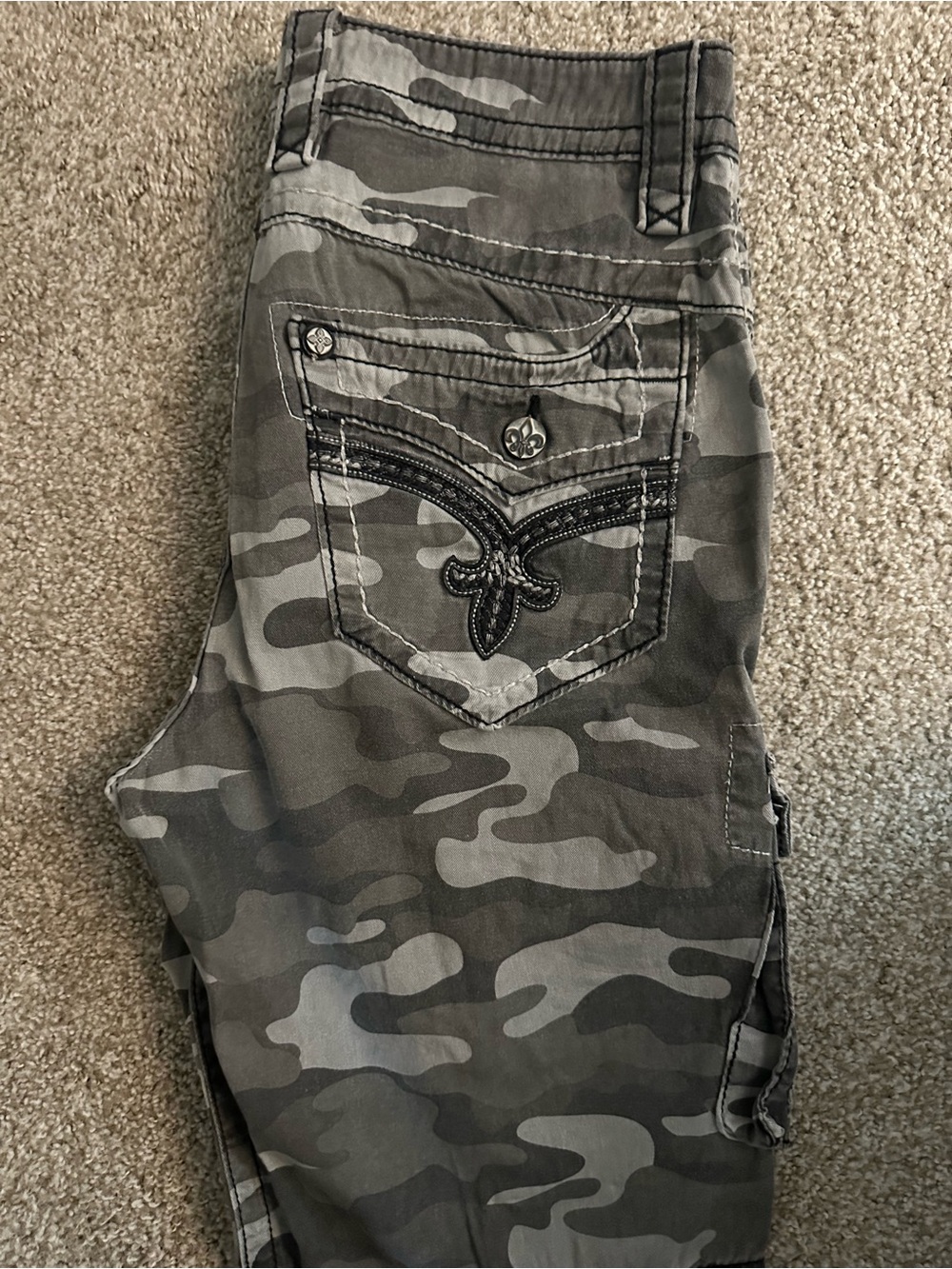 Rock Revival Men's Camo Cargo Pants in Gray